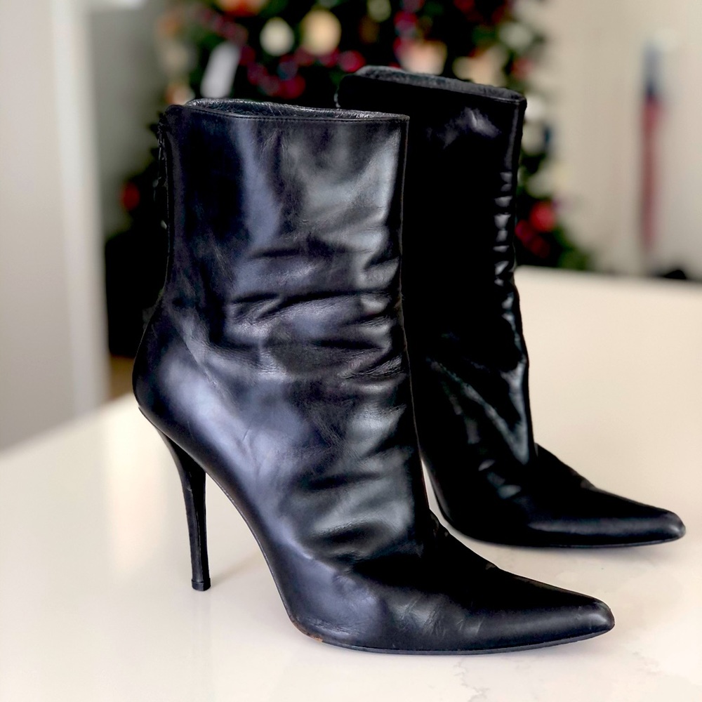 Stuart Weitzman black ankle stiletto boots - 9